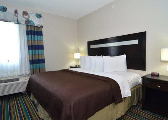 Microtel Inn & Suites Kenedy Exterior foto